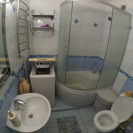 Tihogo 15 Apartment *