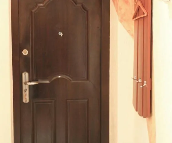 Apartment Tihogo 15 Uzhhorod